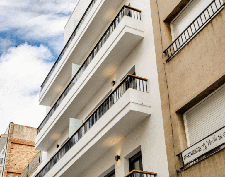 Francesc Macià, Roses 16