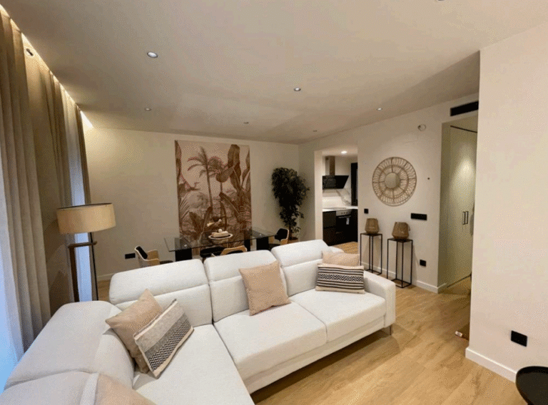 Francesc Macià, Roses 9